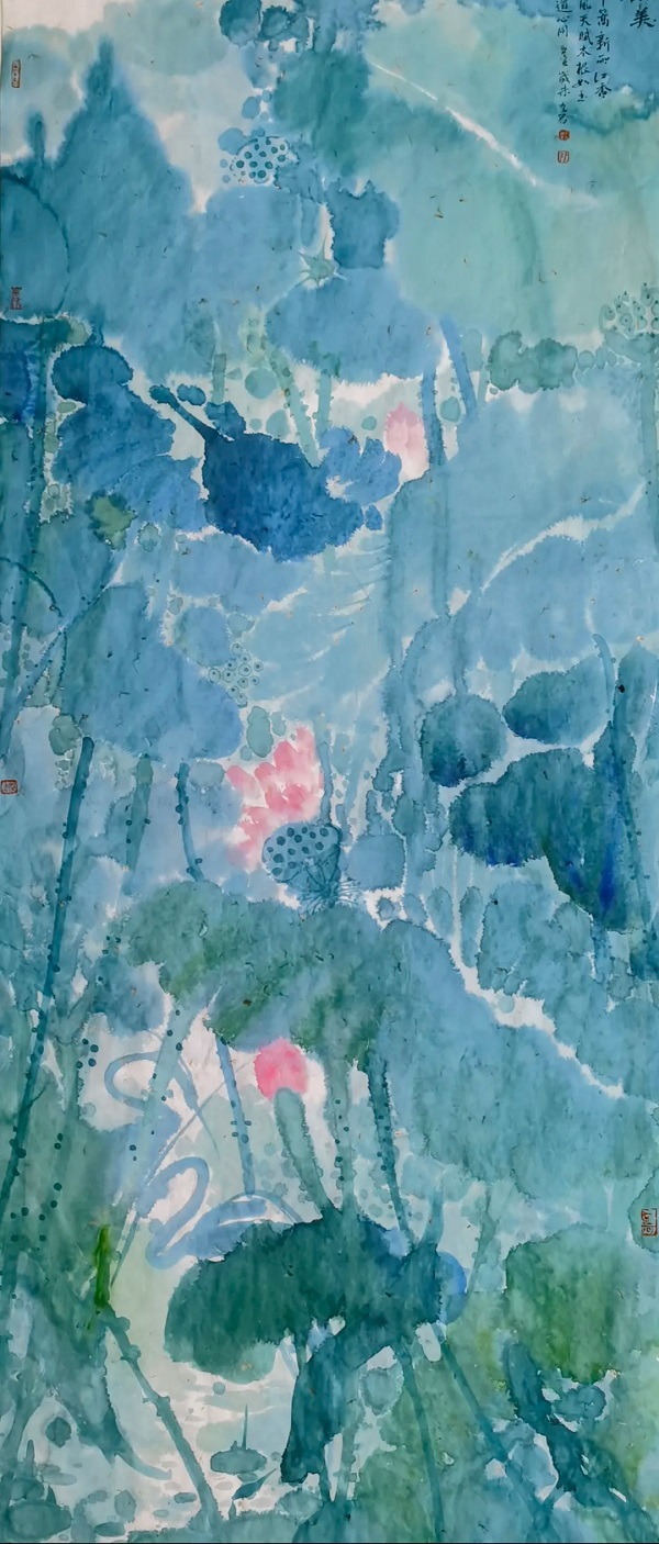 九君，原名孙修辉，曾用名孙修君，中国美术家协会会员，中国国家画院卢禹舜工作室画家，中国水墨画学会副秘书长，江苏省美术家协会会员，宿迁市美协中国画艺委会主任。