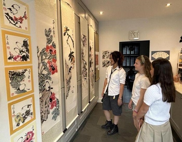 “英国视觉疗愈沙龙·当代艺术交流展”在切尔滕纳姆圆满举行 一带一路  丝路文化 艺术疗愈